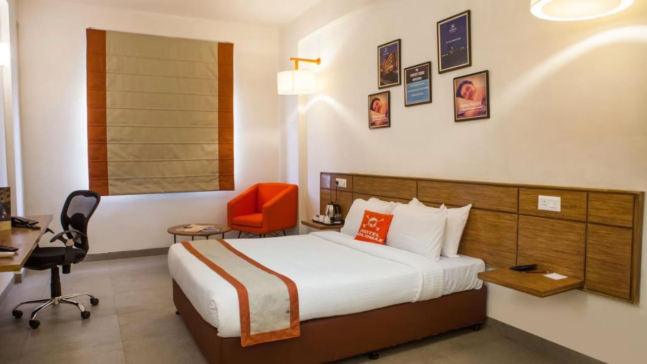 Max Hotels Аллахабад Экстерьер фото